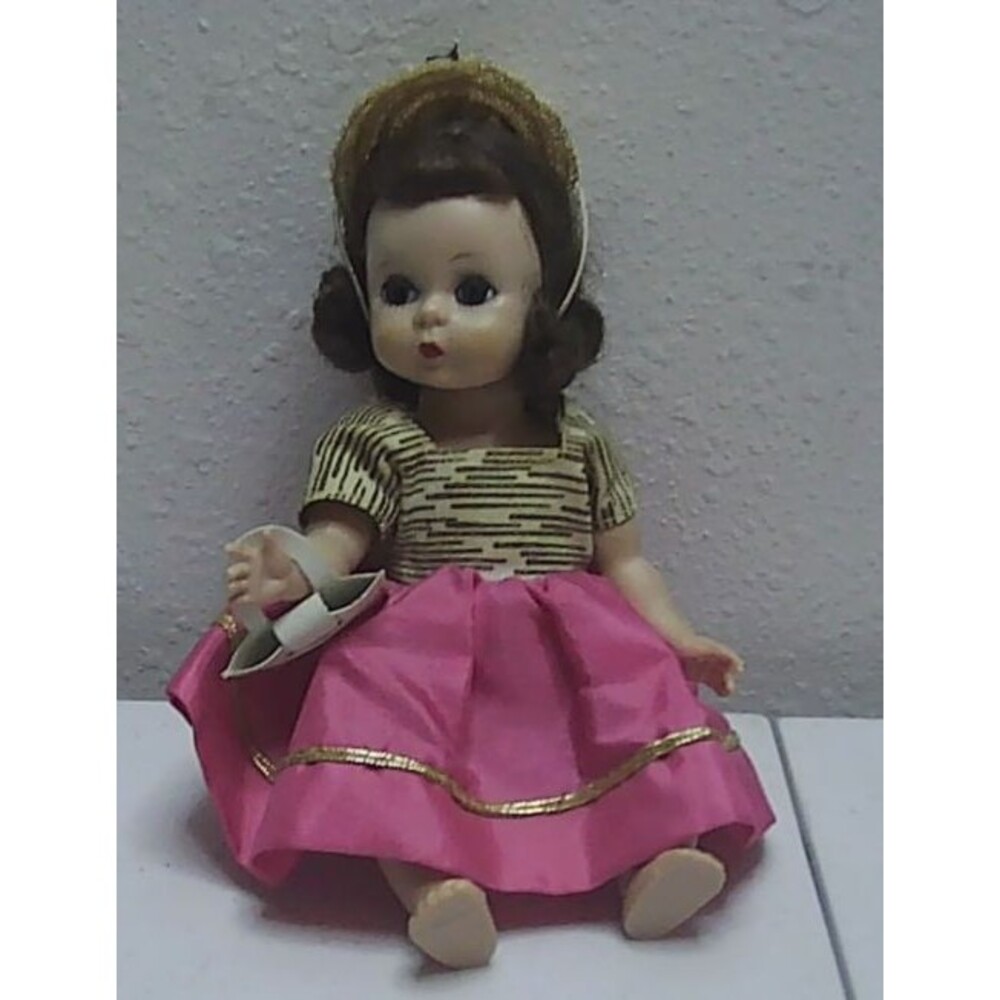 vintage 1955 Madame Alexander Alexander-kins 8-inch "Little Women" Beth doll